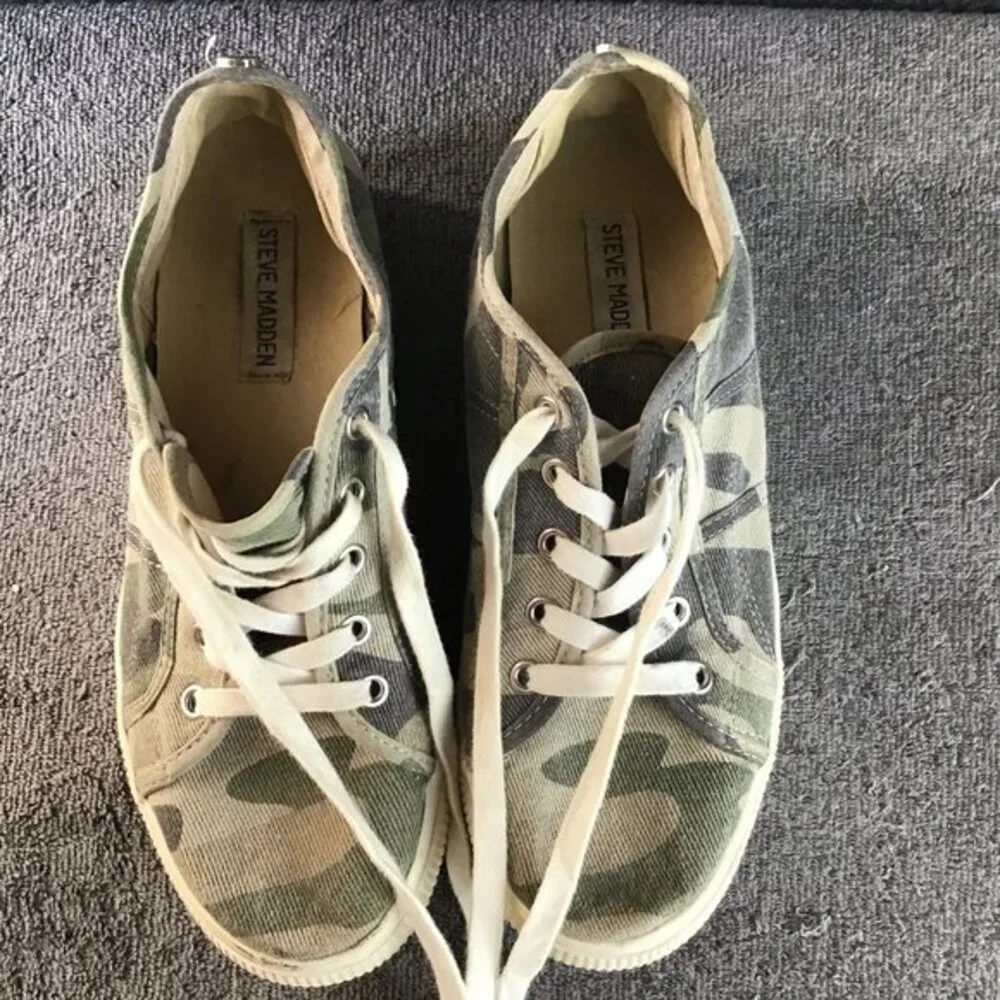 Steve Madden steve madden